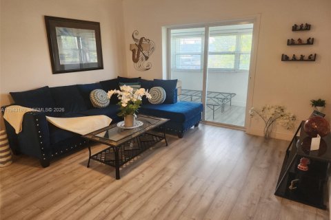 Condo à Boynton Beach, Floride, 2 chambres  № 1999605