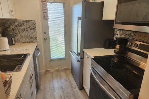 Copropriété à vendre à Boynton Beach, Floride: 2 chambres, 67.73 m2 № 1999605 - photo 8