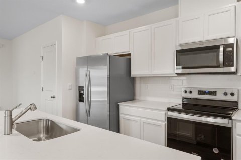 Touwnhouse à vendre à Winter Garden, Floride: 3 chambres, 168.8 m2 № 2388672 - photo 6