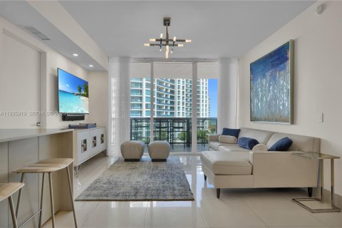 Condo in Miami Beach, Florida, 2 bedrooms  № 1994070 - photo 21