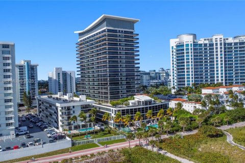 Condo in Miami Beach, Florida, 2 bedrooms  № 1994070 - photo 14