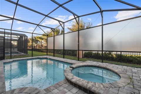 House in Kissimmee, Florida 7 bedrooms, 328.22 sq.m. № 2091577 - photo 4