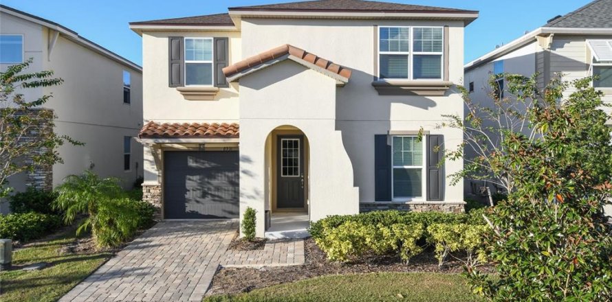 House in Kissimmee, Florida 7 bedrooms, 328.22 sq.m. № 2091577