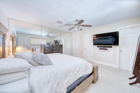 Casa en venta en Palmetto Bay, Florida, 3 dormitorios, 201.78 m2 № 2031567 - foto 28