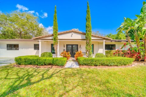 Casa en venta en Palmetto Bay, Florida, 3 dormitorios, 201.78 m2 № 2031567 - foto 3