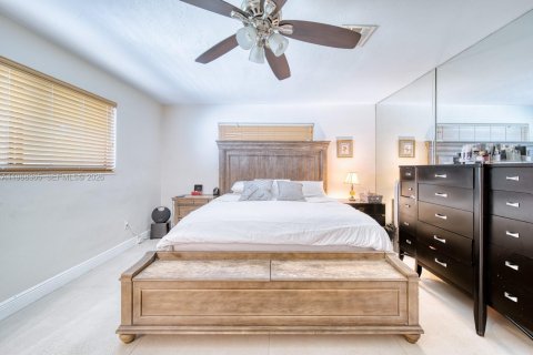 Casa en venta en Palmetto Bay, Florida, 3 dormitorios, 201.78 m2 № 2031567 - foto 26