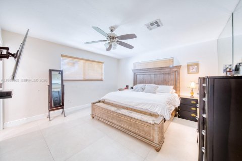 Casa en venta en Palmetto Bay, Florida, 3 dormitorios, 201.78 m2 № 2031567 - foto 27