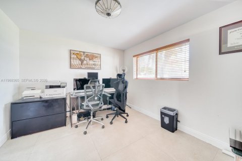 Casa en venta en Palmetto Bay, Florida, 3 dormitorios, 201.78 m2 № 2031567 - foto 21