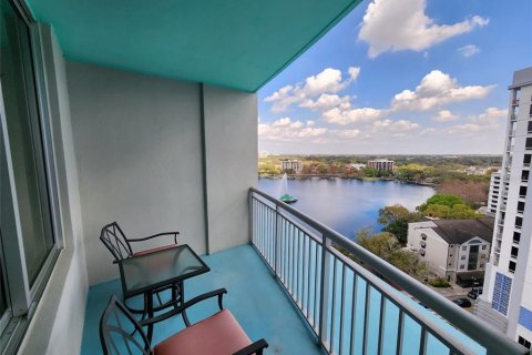 Condo in Orlando, Florida, 1 bedroom  № 1847983 - photo 17