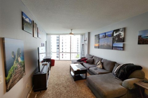 Condominio en alquiler en Orlando, Florida, 1 dormitorio, 74.04 m2 № 1847983 - foto 4