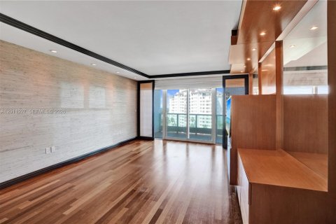 Condo in Aventura, Florida, 2 bedrooms  № 2074955 - photo 26