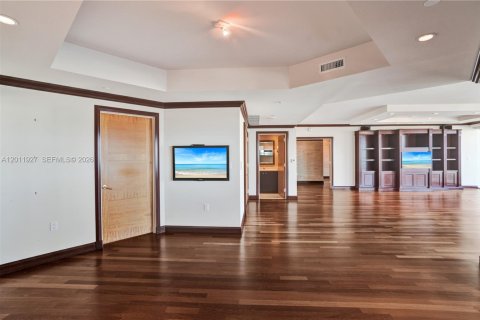 Condo in Aventura, Florida, 2 bedrooms  № 2074955 - photo 9