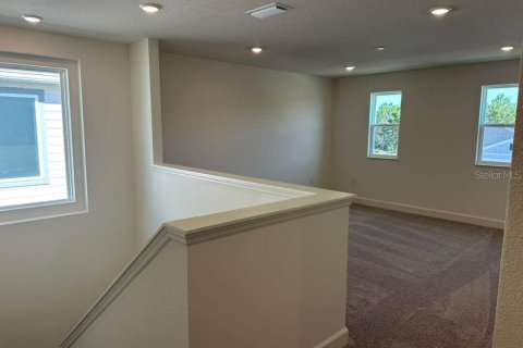 Villa ou maison à louer à Clermont, Floride: 4 chambres, 237.46 m2 № 2156283 - photo 11
