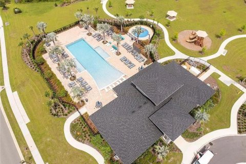 Villa ou maison à louer à Clermont, Floride: 4 chambres, 237.46 m2 № 2156283 - photo 24