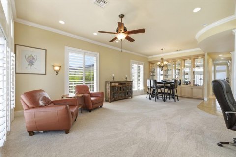 House in Belleair, Florida 5 bedrooms, 466.74 sq.m. № 2221421 - photo 16