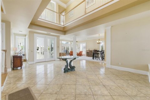 House in Belleair, Florida 5 bedrooms, 466.74 sq.m. № 2221421 - photo 8