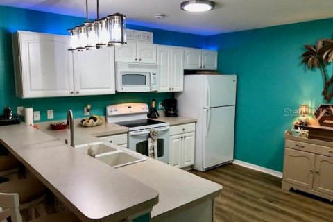 House in The Villages, Florida 2 bedrooms, 107.4 sq.m. № 1513100 - photo 9