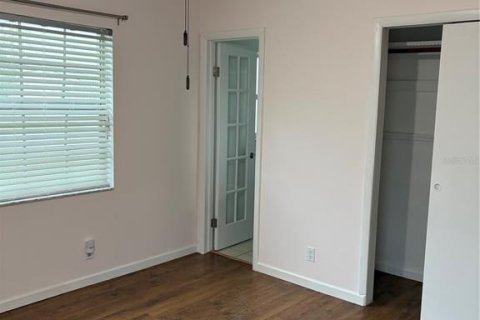 Casa en venta en Tampa, Florida, 3 dormitorios, 120.12 m2 № 1900150 - foto 11