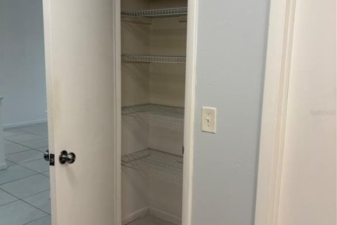Casa en venta en Tampa, Florida, 3 dormitorios, 120.12 m2 № 1900150 - foto 22
