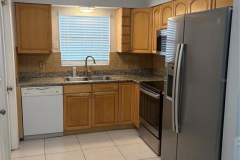 Casa en venta en Tampa, Florida, 3 dormitorios, 120.12 m2 № 1900150 - foto 7