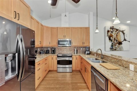 Casa en alquiler en Sarasota, Florida, 2 dormitorios, 166.67 m2 № 1903304 - foto 18