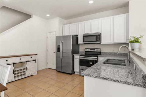 Touwnhouse à vendre à Kissimmee, Floride: 3 chambres, 126.53 m2 № 2372995 - photo 8