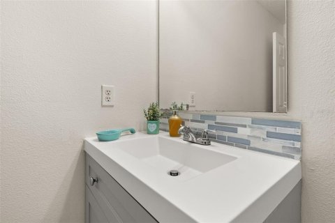 Touwnhouse à vendre à Kissimmee, Floride: 3 chambres, 126.53 m2 № 2372995 - photo 24