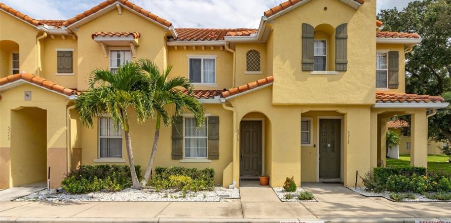 Touwnhouse à Kissimmee, Floride 3 chambres, 126.53 m2 № 2372995