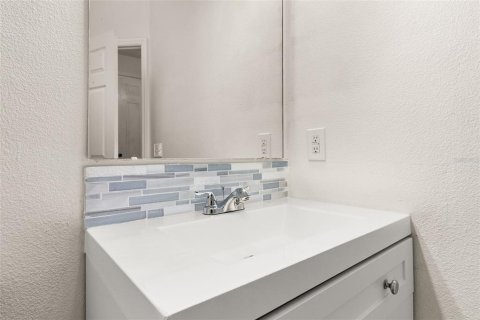 Touwnhouse à vendre à Kissimmee, Floride: 3 chambres, 126.53 m2 № 2372995 - photo 22