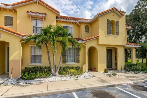 Touwnhouse à vendre à Kissimmee, Floride: 3 chambres, 126.53 m2 № 2372995 - photo 2