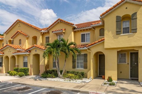 Touwnhouse à vendre à Kissimmee, Floride: 3 chambres, 126.53 m2 № 2372995 - photo 3