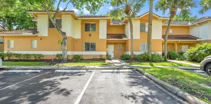 Condo in Plantation, Florida, 3 bedrooms № 2189680