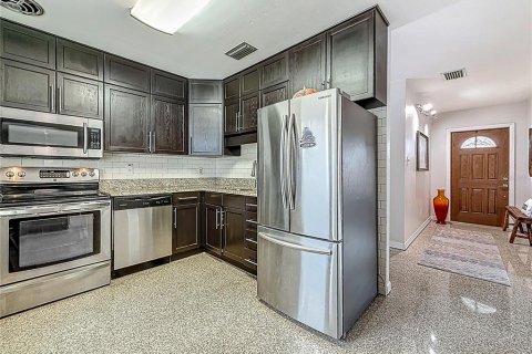 Villa ou maison à vendre à Tampa, Floride: 3 chambres, 129.41 m2 № 1919459 - photo 15