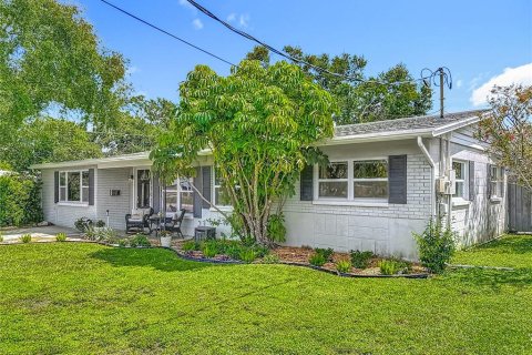 Villa ou maison à vendre à Tampa, Floride: 3 chambres, 129.41 m2 № 1919459 - photo 4