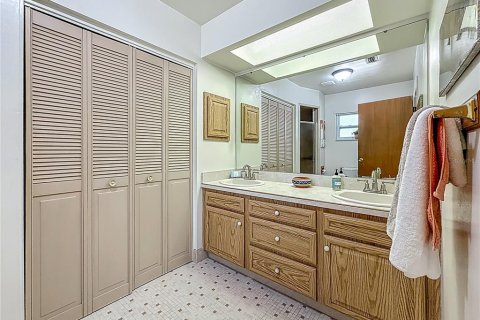 Villa ou maison à vendre à Tampa, Floride: 3 chambres, 129.41 m2 № 1919459 - photo 29