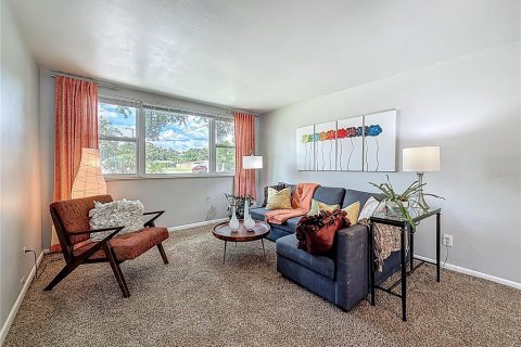 Villa ou maison à vendre à Tampa, Floride: 3 chambres, 129.41 m2 № 1919459 - photo 7