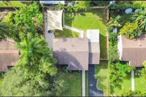Купить виллу или дом в Майами, Флорида 3 спальни, 110.74м2, № 1984710 - фото 19