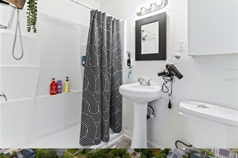 Immobilier commercial à vendre à Clearwater, Floride: 5 chambres, 238.57 m2 № 2120465 - photo 9