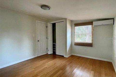 Immobilier commercial à vendre à Clearwater, Floride: 5 chambres, 238.57 m2 № 2120465 - photo 16