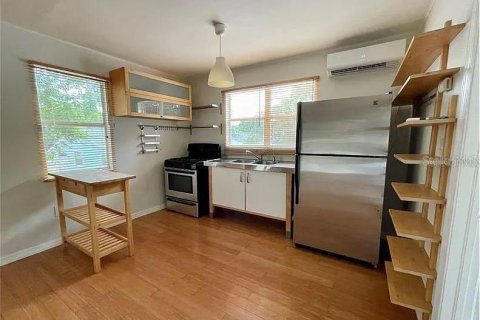 Immobilier commercial à vendre à Clearwater, Floride: 5 chambres, 238.57 m2 № 2120465 - photo 18