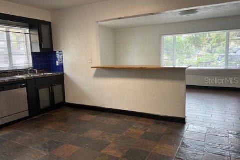 Immobilier commercial à vendre à Clearwater, Floride: 5 chambres, 238.57 m2 № 2120465 - photo 13