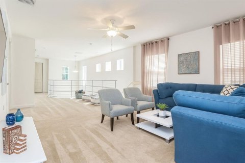 Снять в аренду виллу или дом в Киссимми, Флорида 6 спален, 320.61м2, № 2112507 - фото 9