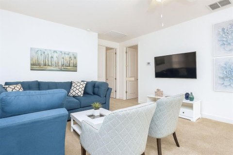 Снять в аренду виллу или дом в Киссимми, Флорида 6 спален, 320.61м2, № 2112507 - фото 10