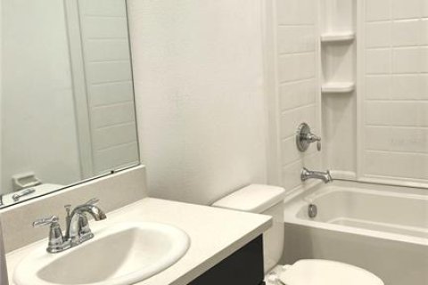 Townhouse in Wesley Chapel, Florida 3 bedrooms, 127.55 sq.m. № 1915900 - photo 19