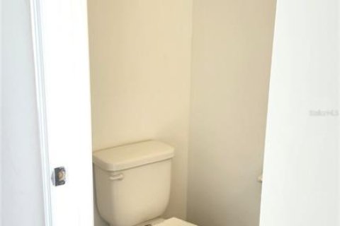 Townhouse in Wesley Chapel, Florida 3 bedrooms, 127.55 sq.m. № 1915900 - photo 9