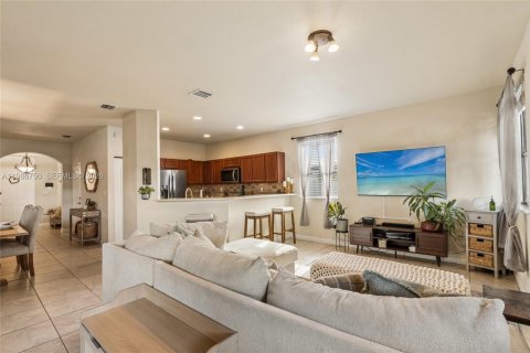 Купить таунхаус в Хомстед, Флорида 3 спальни, 161.74м2, № 2047798 - фото 17