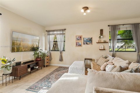 Купить таунхаус в Хомстед, Флорида 3 спальни, 161.74м2, № 2047798 - фото 18