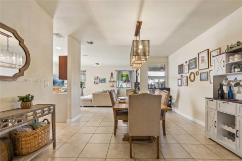 Купить таунхаус в Хомстед, Флорида 3 спальни, 161.74м2, № 2047798 - фото 12