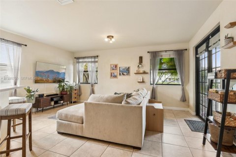 Купить таунхаус в Хомстед, Флорида 3 спальни, 161.74м2, № 2047798 - фото 15