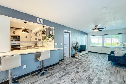 House in Winter Park, Florida 3 bedrooms, 178.37 sq.m. № 2116179 - photo 11